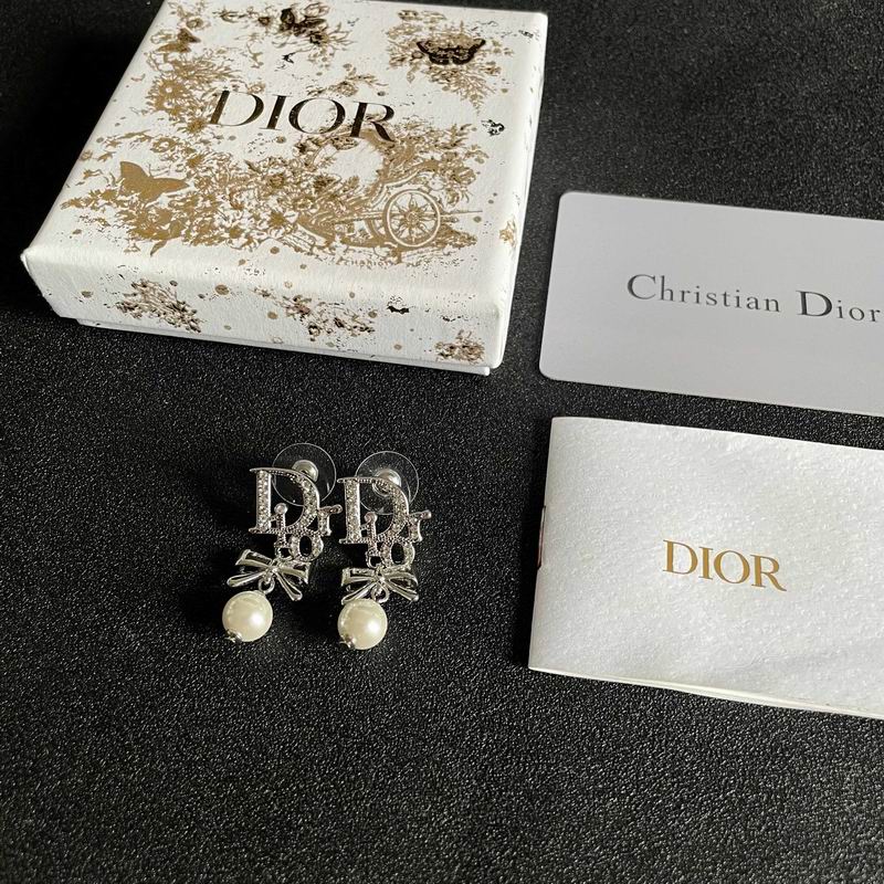 Dior Earring 06yxs71